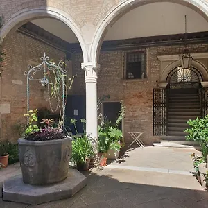 Al Mezzanino, Palazzo Torniello Apartment Venice